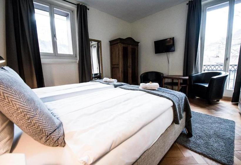 Hotel Hoheneck Self Check In