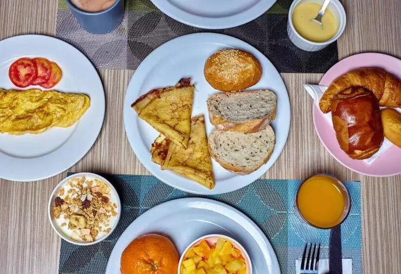 هتل Ibis Styles Abidjan Marcory