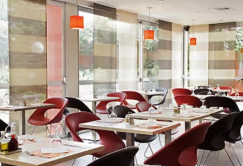 هتل Ibis Styles Abidjan Marcory