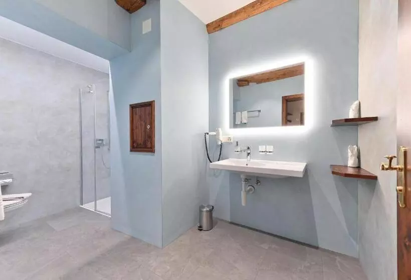 בית מלון כפרי Rheinfels