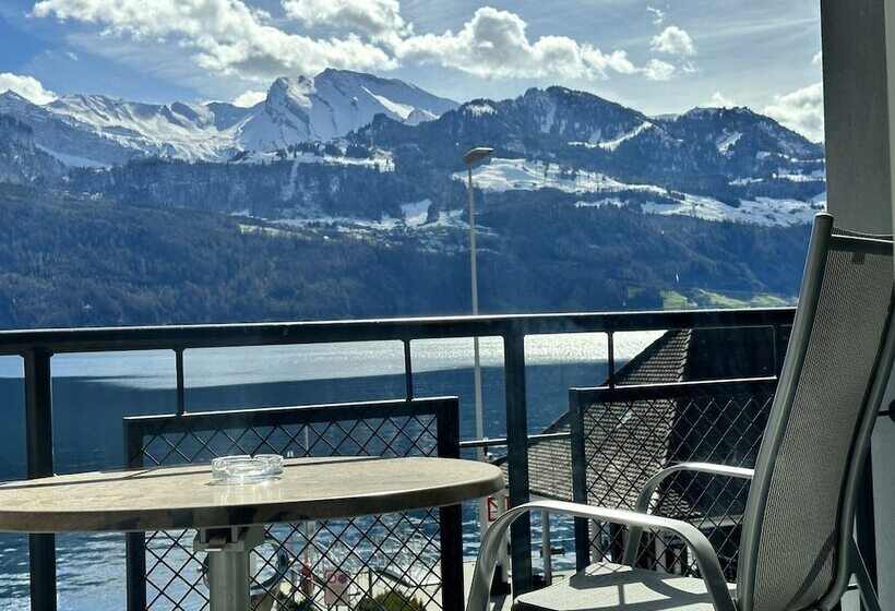 Seehotel Riviera At Lake Lucerne