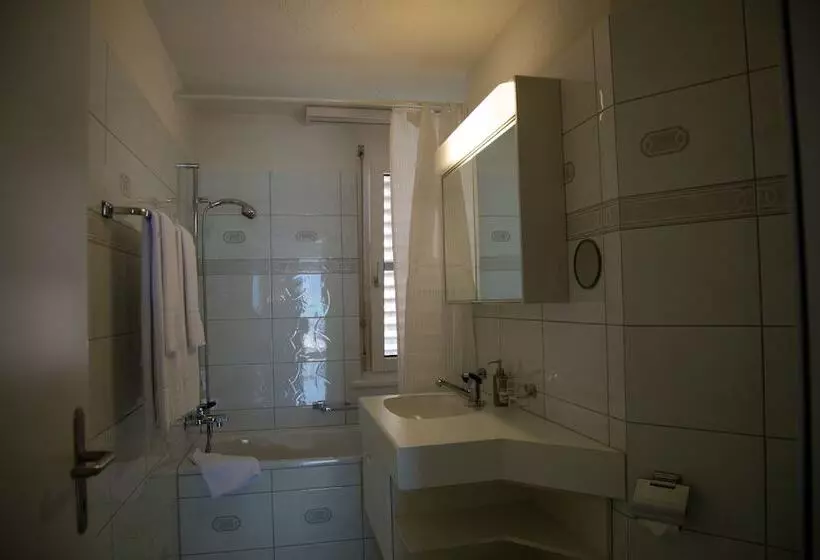 Seehotel Riviera At Lake Lucerne