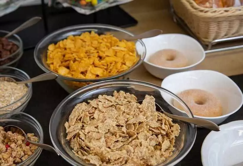 Smart Hotel Minusio, A Benvenuti