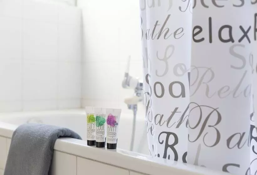 Smart Hotel Minusio, A Benvenuti