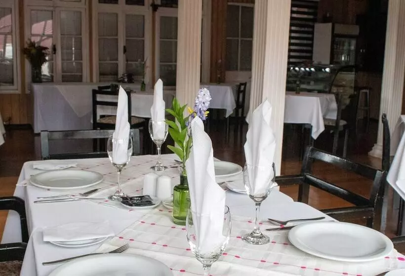 هتل Unicornio Azul