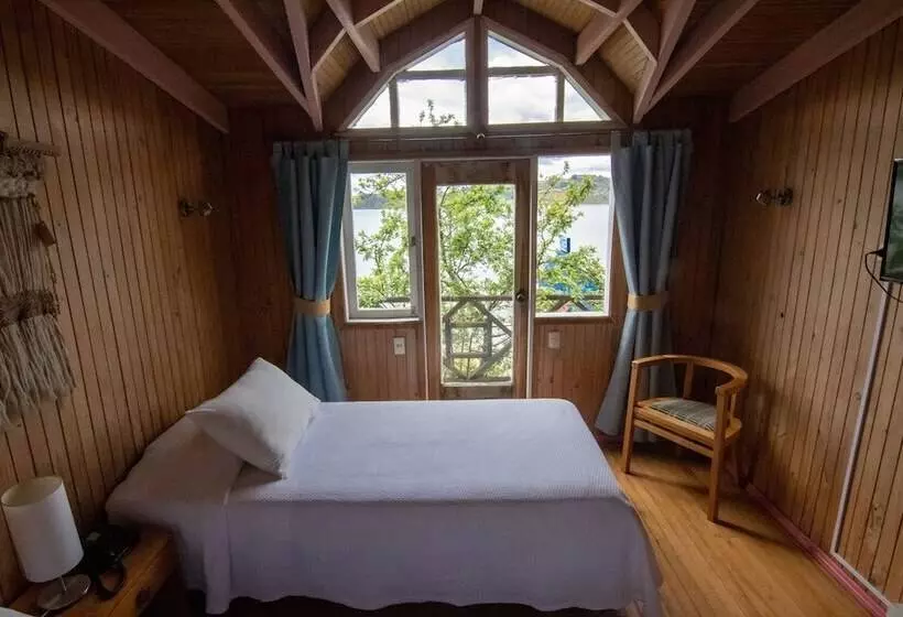 هتل Unicornio Azul