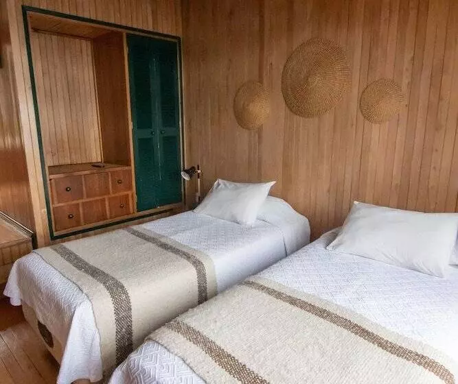 هتل Unicornio Azul