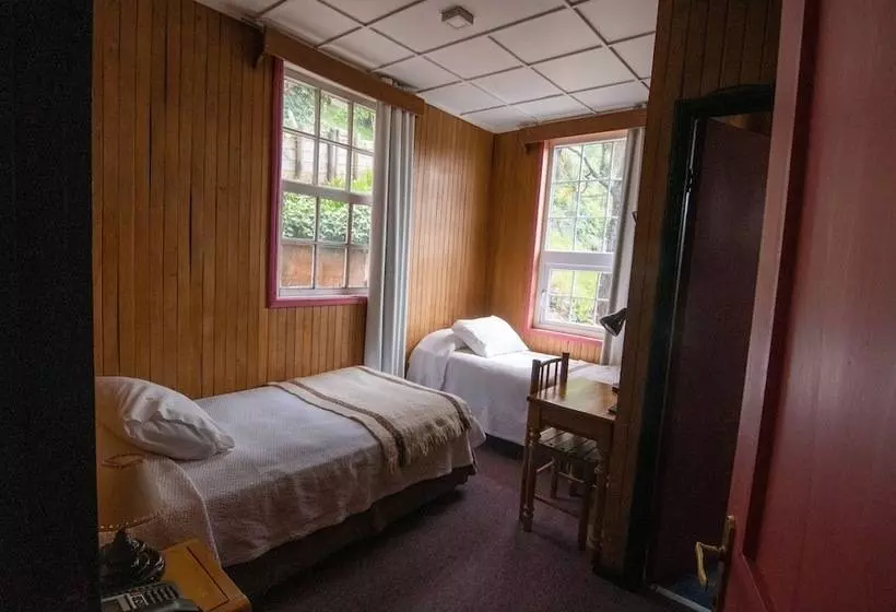 هتل Unicornio Azul