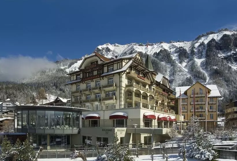 Отель Victoria Lauberhorn Wengen