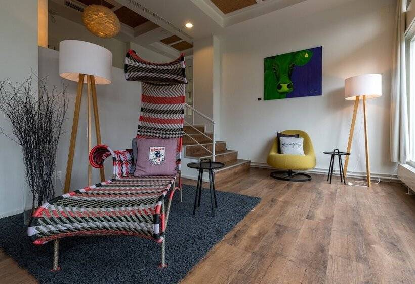 ホテル Victoria Lauberhorn Wengen