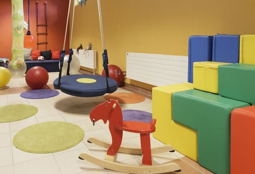 ホテル Victoria Lauberhorn Wengen