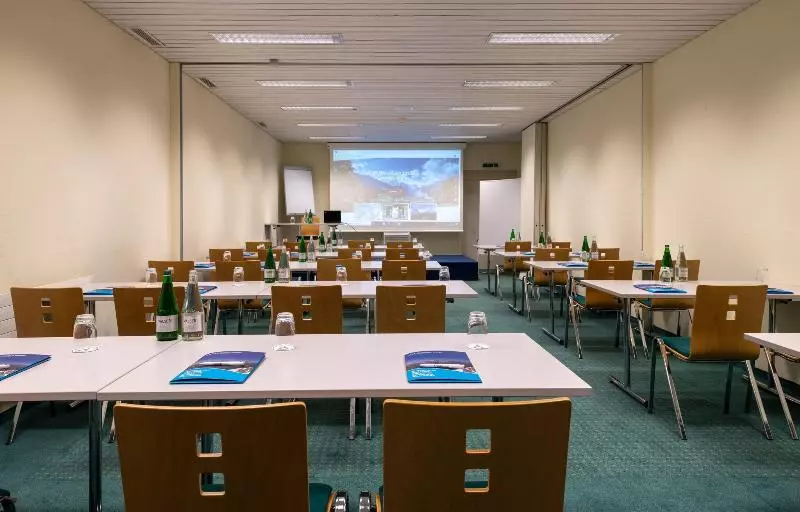 Отель Victoria Lauberhorn Wengen