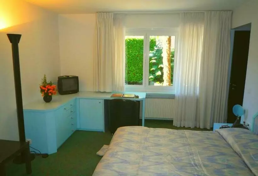 호텔 Villa Garni Gardenia