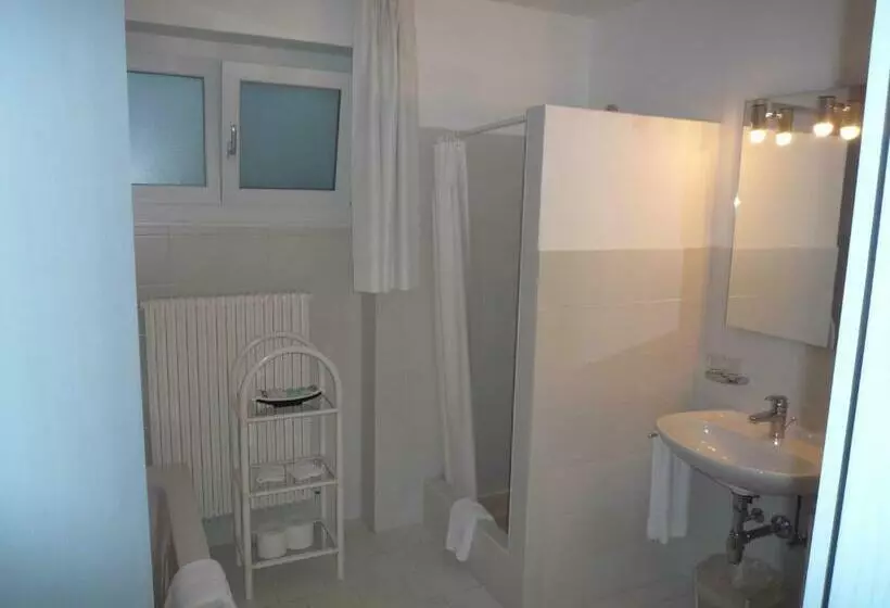 ホテル Villa Garni Gardenia