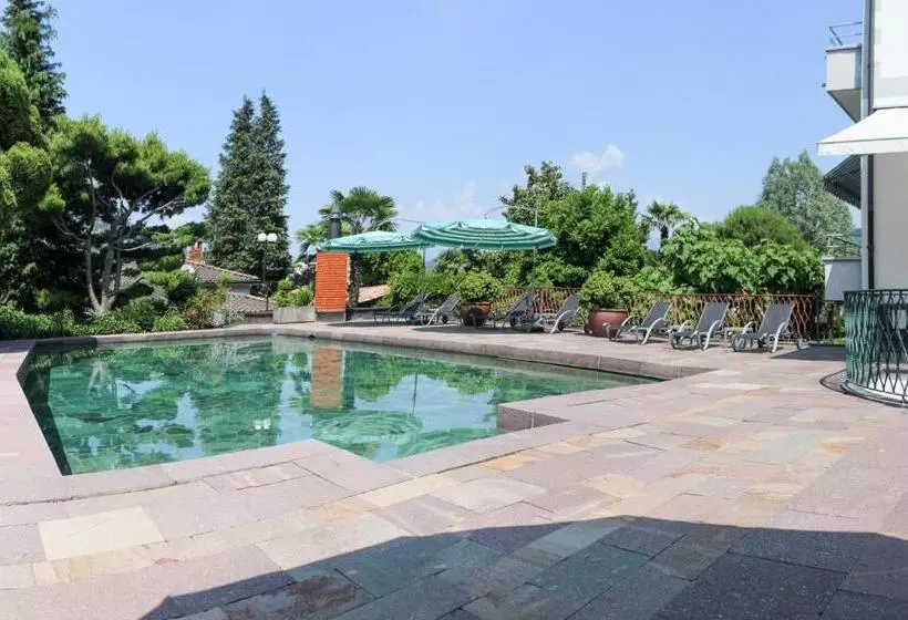 ホテル Villa Garni Gardenia