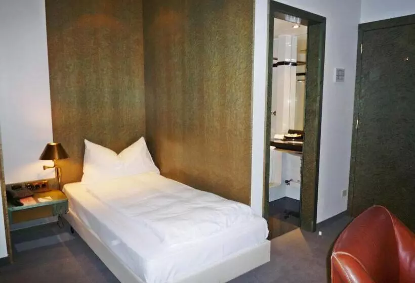 בית מלון כפרי Villa Garni Gardenia