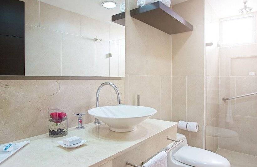 هتل Capilla Del Mar