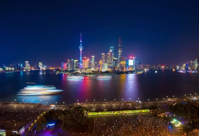 Fairmont Peace Hotel On The Bund