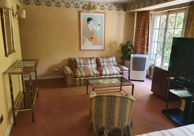 בית מלון כפרי Foresta