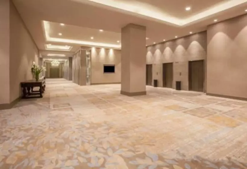 Hotel Le Méridien Santiago By Marriott
