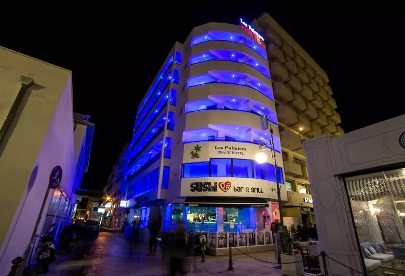 Les Palmiers Beach Boutique Hotel & Luxury Apartments