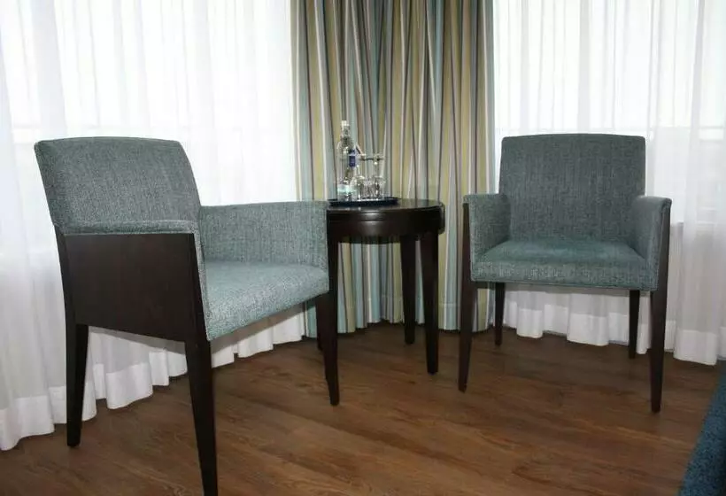 בית מלון כפרי Seelust