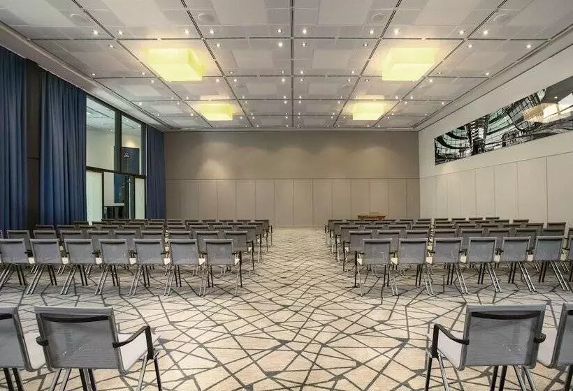 Sheraton Berlin Grand Hotel Esplanade