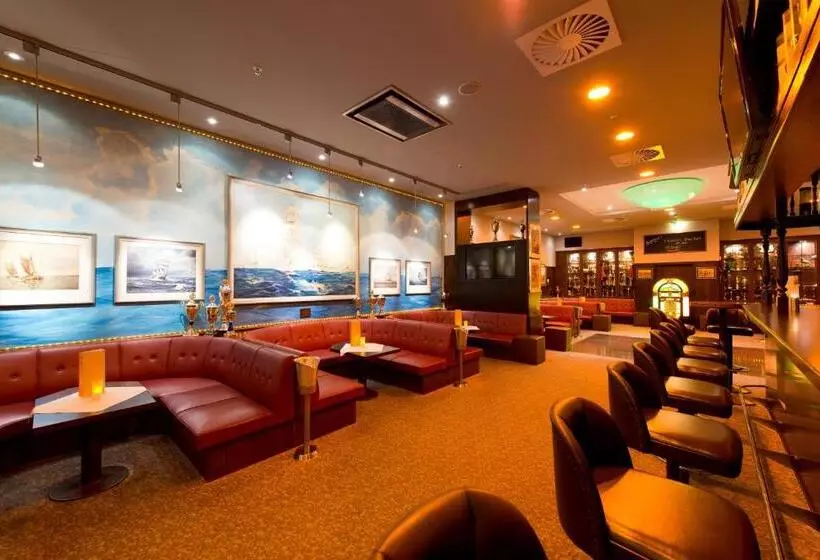 هتل Steglitz International