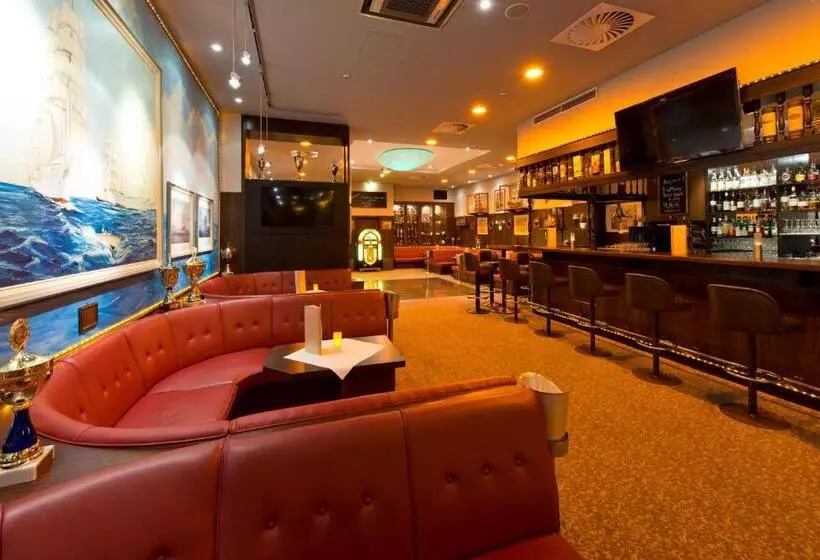 هتل Steglitz International