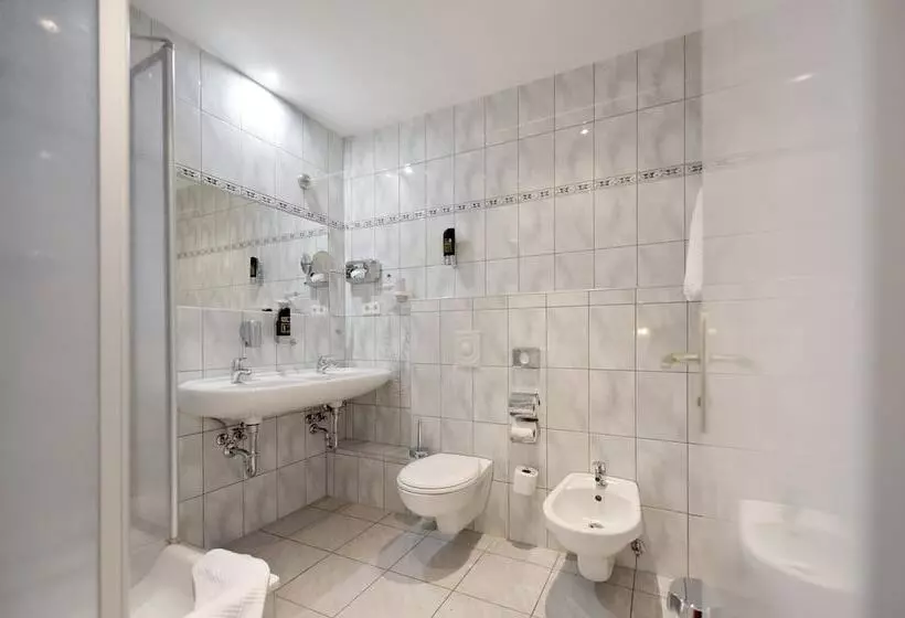 هتل Tiergarten Berlin