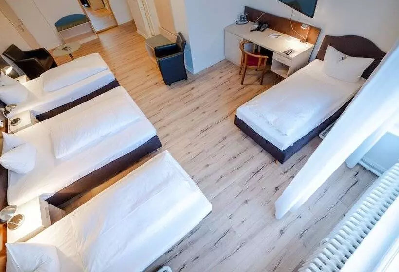 هتل Tiergarten Berlin