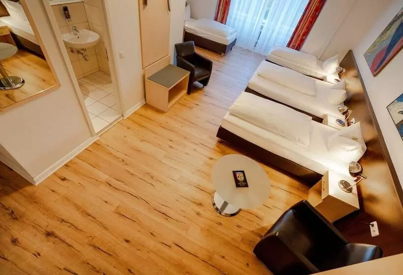 هتل Tiergarten Berlin