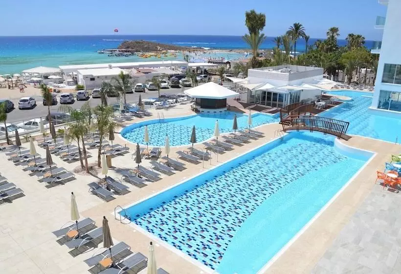 Vassos Nissi Plage Hotel & Spa