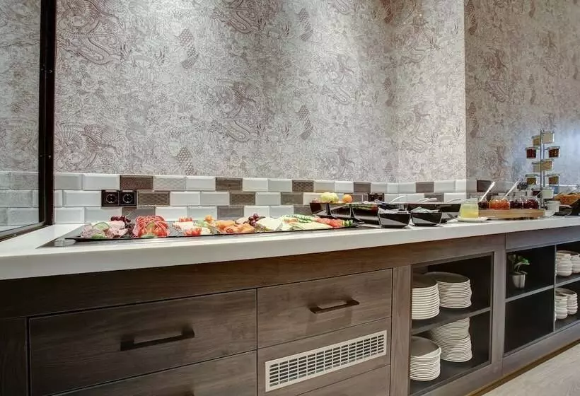 هتل Vienna House Easy by Wyndham Hamburg