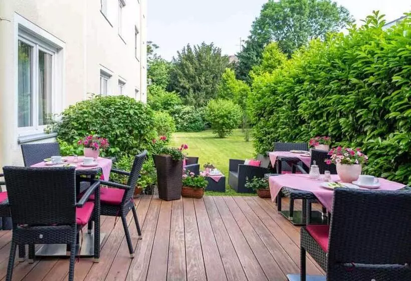 בית מלון כפרי Alte Post