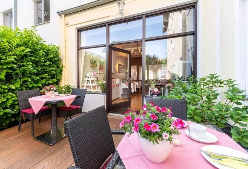 בית מלון כפרי Alte Post