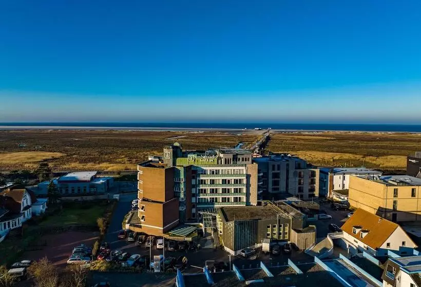 Ambassador Hotel & Spa