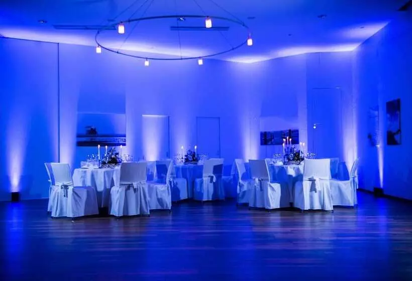 Ambassador Hotel & Spa