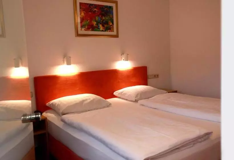 Отель Mariaweiler Hof