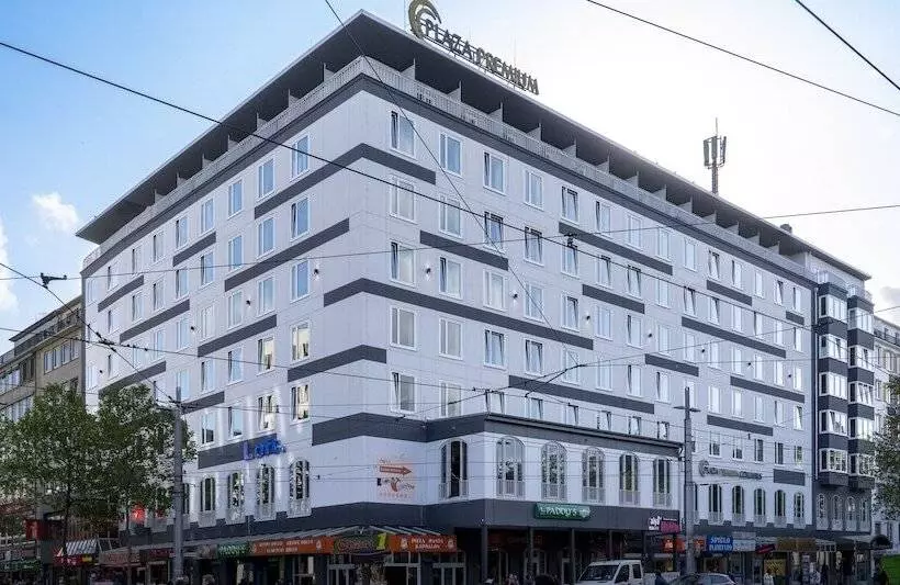 هتل Plaza Premium Columbus Bremen