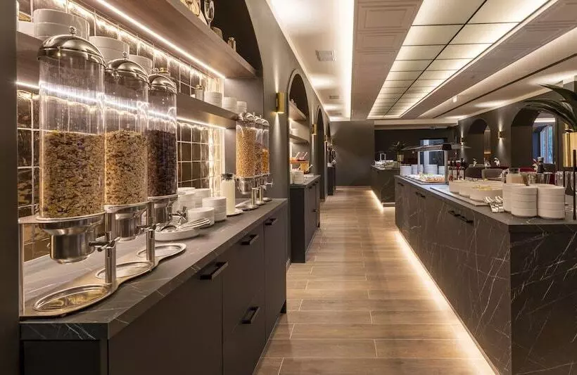 هتل Plaza Premium Columbus Bremen