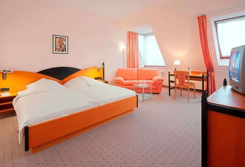 ホテル Tryp By Wyndham Kassel City Centre