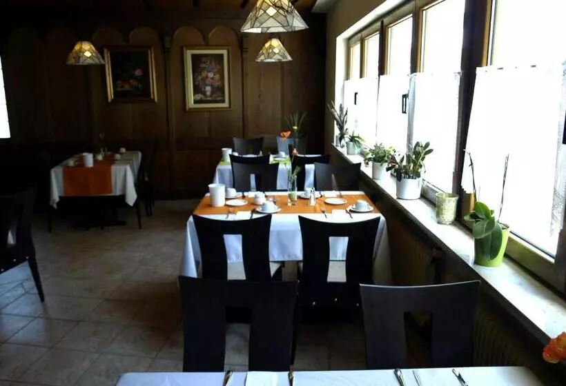 Airport Hotel Filder Post