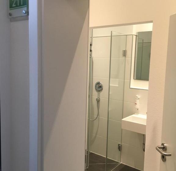 فندق Barbarossa Karlsruhe Stadtmitte