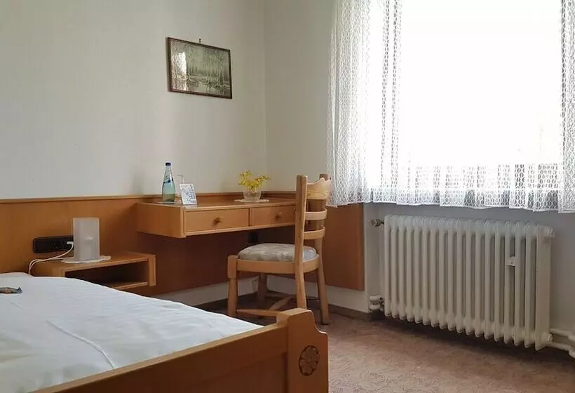 ホテル Burg Waldau