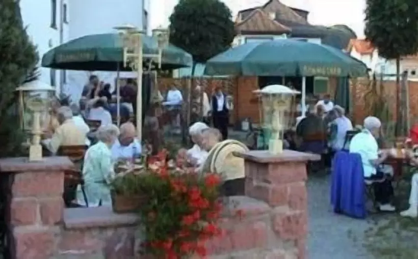 ホテル Burg Waldau