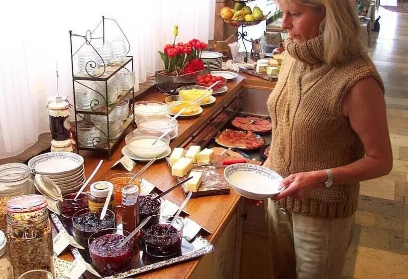 Hotel Gutshof Ziegelhütte