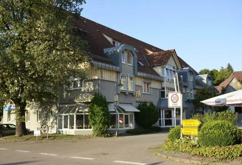 호텔 Löwen  Arian