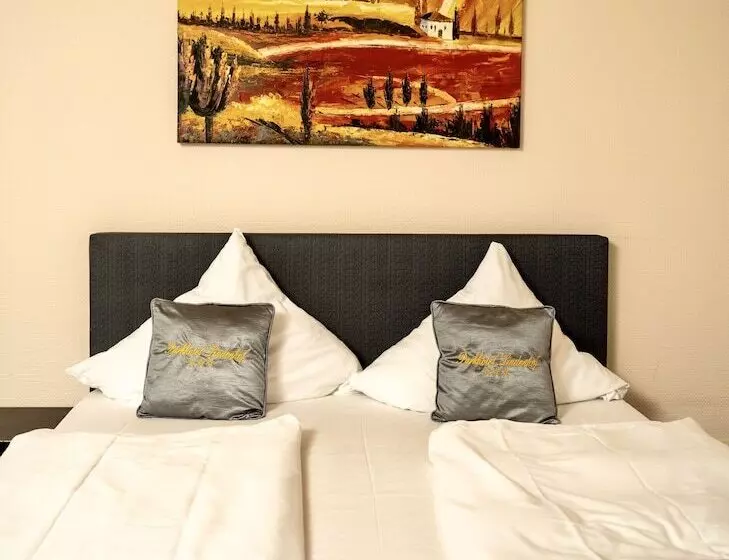 Parkhotel Lindenhof   Kostenlose Parkplätze