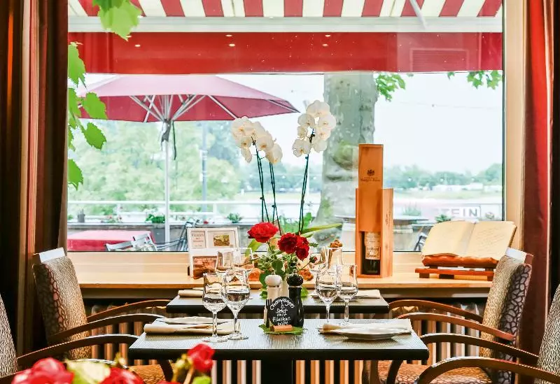 Rhein Hotel Nierstein